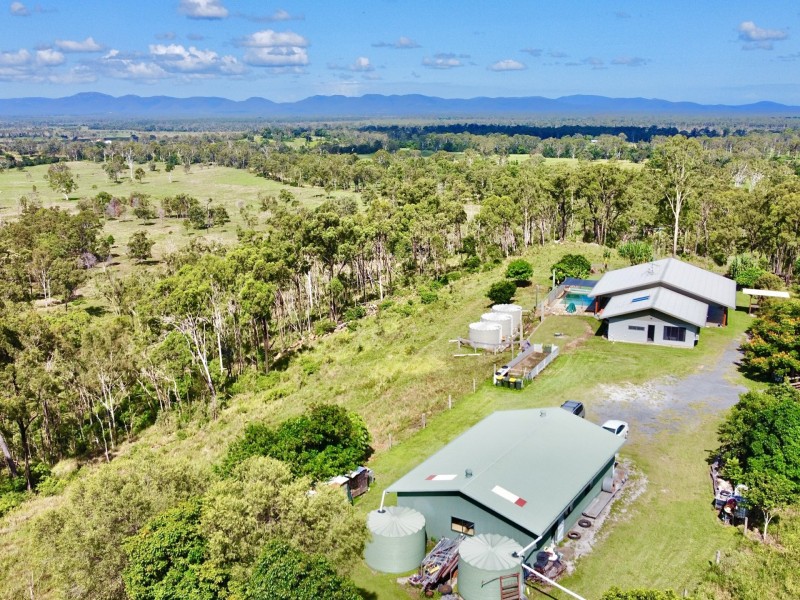 726 Reedbed Road, Bororen QLD 4678