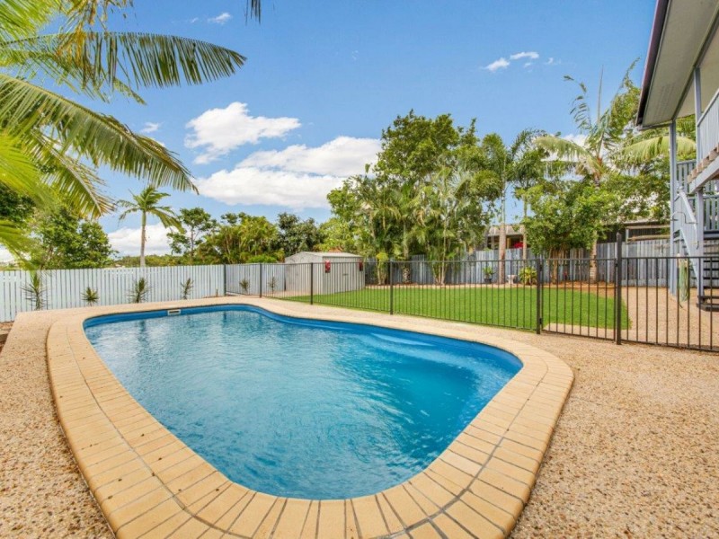 29 Salgado Street, Boyne Island QLD 4680