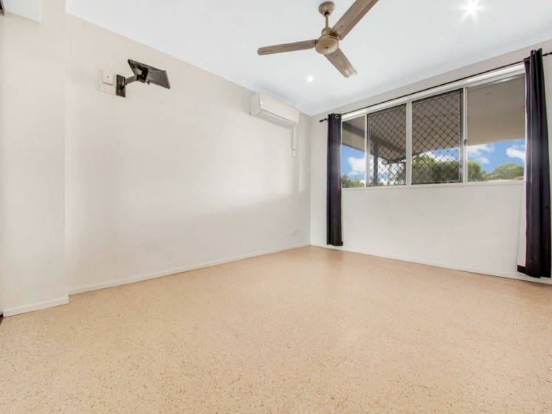 29 Salgado Street, Boyne Island QLD 4680