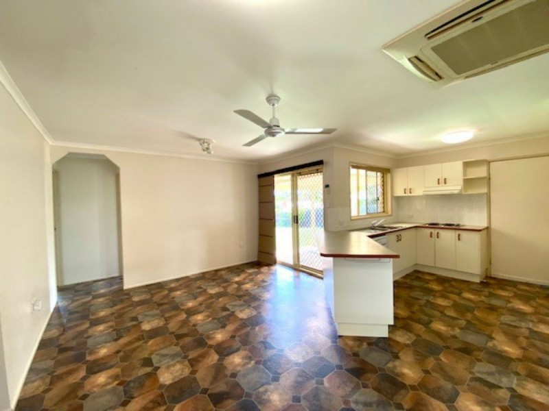 34 Curtis Avenue, Boyne Island QLD 4680