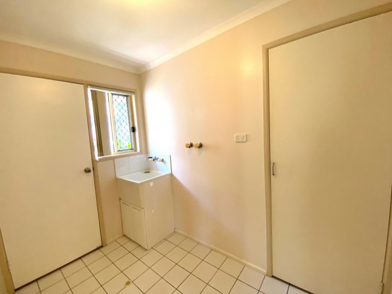 34 Curtis Avenue, Boyne Island QLD 4680