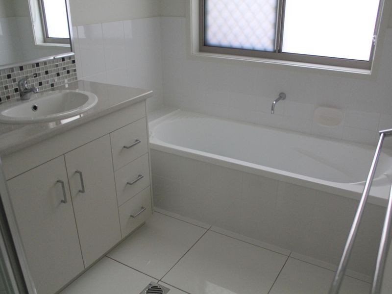 30 CHRISTINA ROAD, Clinton QLD 4680