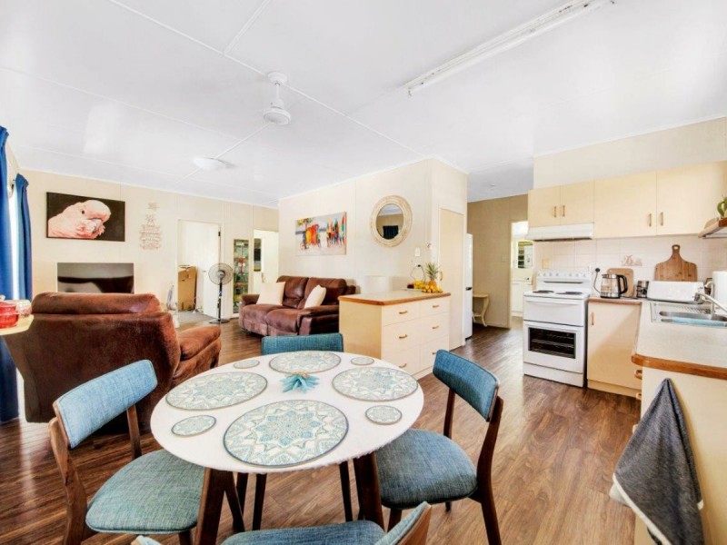 19 Ocean Street, Tannum Sands QLD 4680