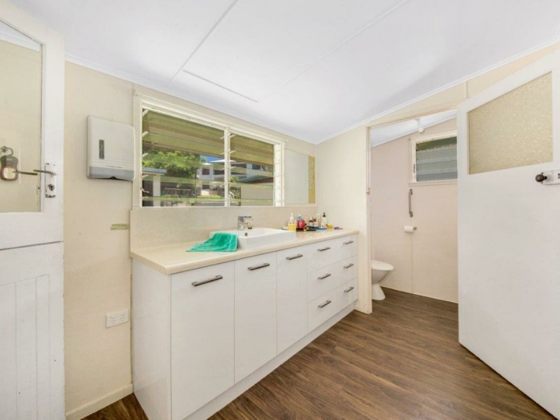 19 Ocean Street, Tannum Sands QLD 4680