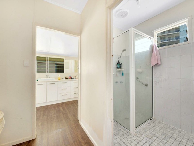 19 Ocean Street, Tannum Sands QLD 4680