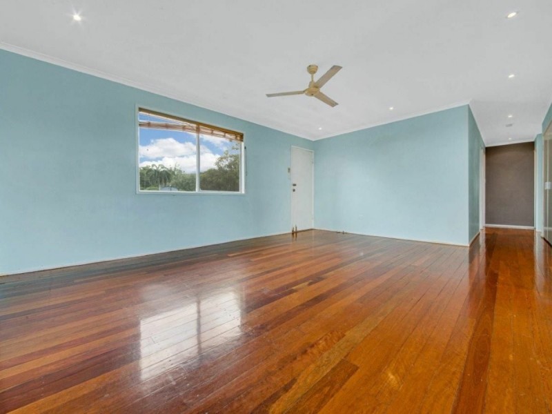 8 Amaroo Street, Boyne Island QLD 4680
