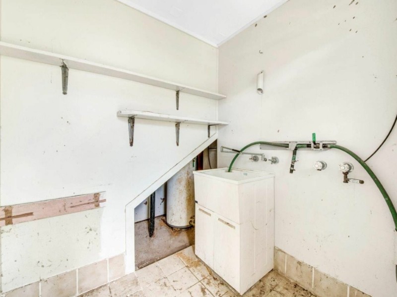 3 Sayre Crescent, Boyne Island QLD 4680