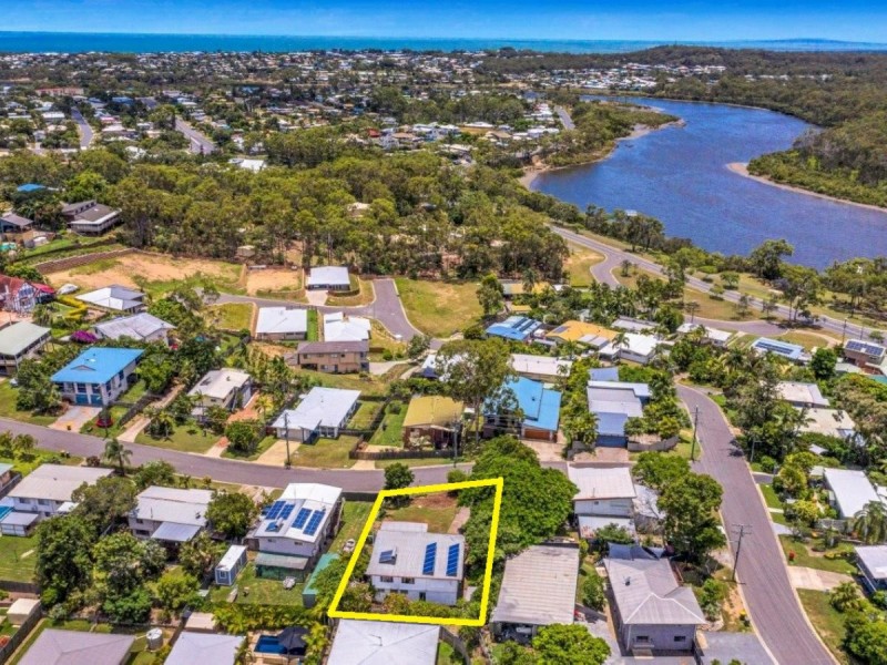 3 Sayre Crescent, Boyne Island QLD 4680