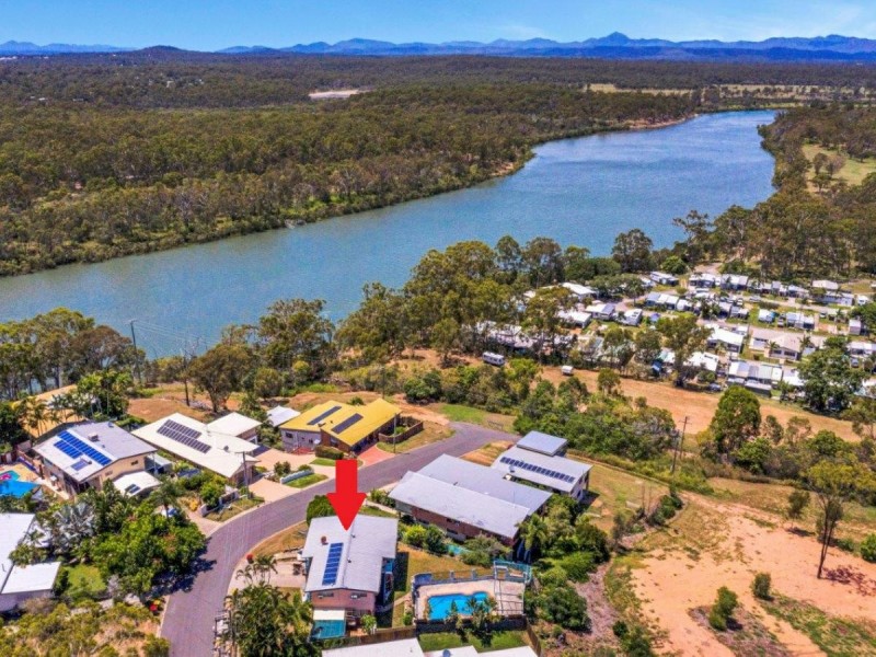 10 Alpine Avenue, Boyne Island QLD 4680