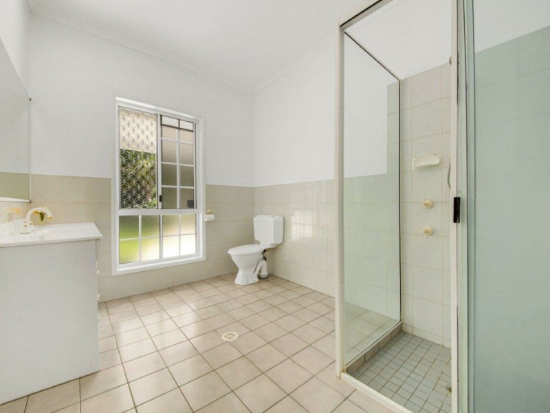 42 Silverton Drive, Tannum Sands QLD 4680