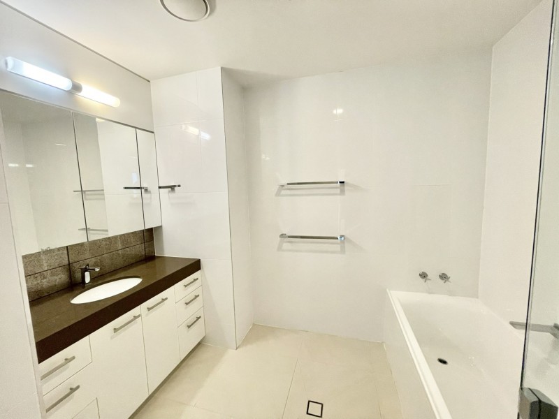 401/1 Pacific Avenue, Tannum Sands QLD 4680