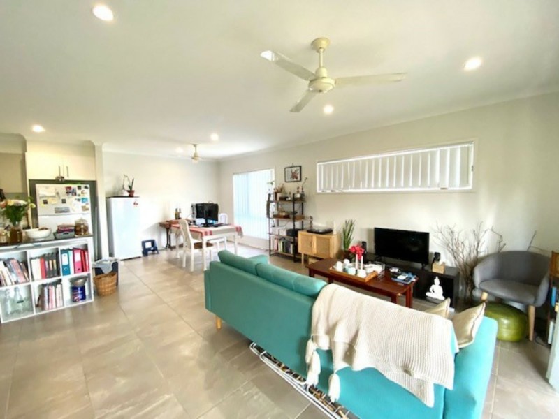 2 Barambah Parade, Boyne Island QLD 4680