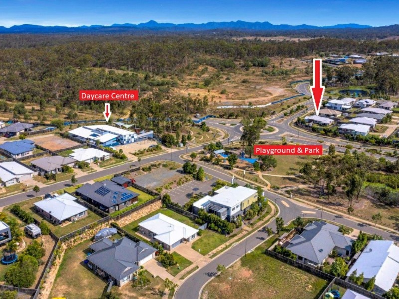 2 Barambah Parade, Boyne Island QLD 4680