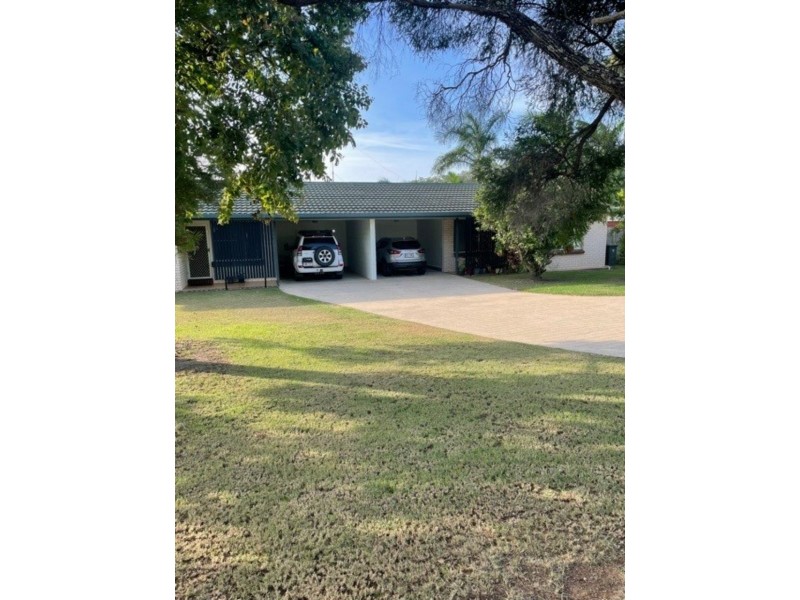 17 Malpas Street, Boyne Island QLD 4680