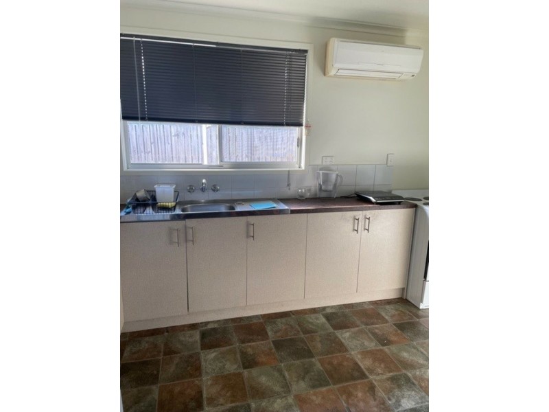 17 Malpas Street, Boyne Island QLD 4680