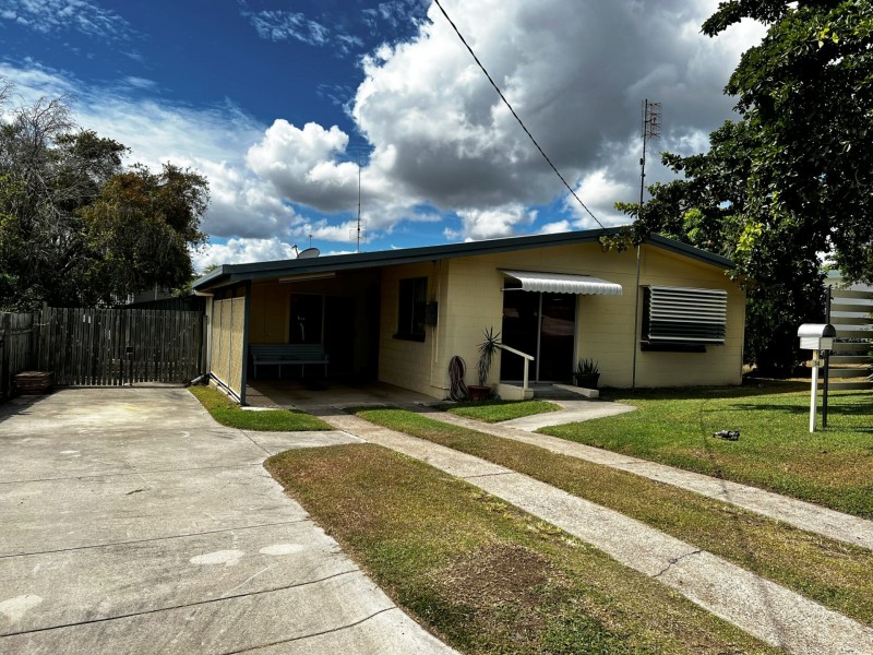 14 Polmaise Street, Boyne Island QLD 4680