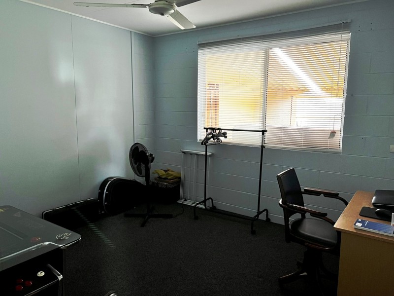 14 Polmaise Street, Boyne Island QLD 4680