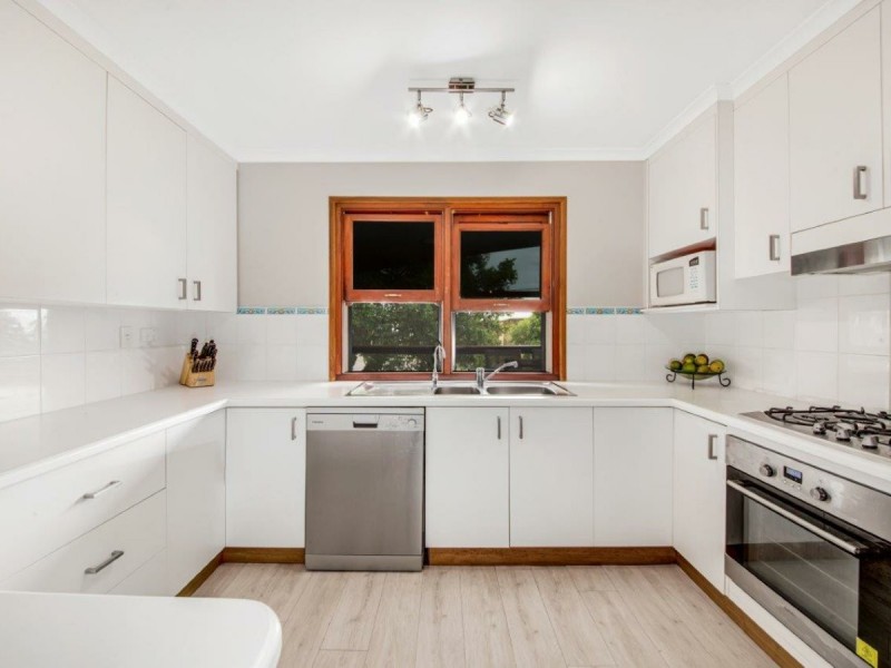 10 Alfred Street, Tannum Sands QLD 4680