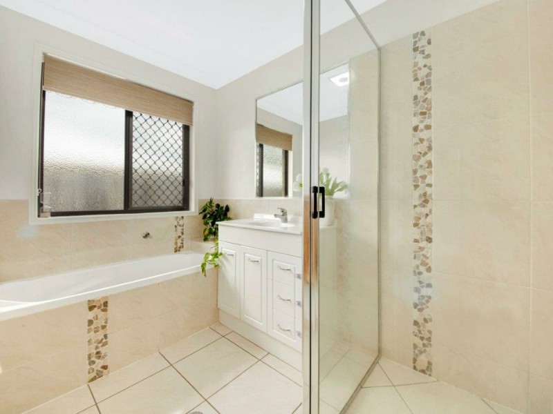 28 Longreach Court, Tannum Sands QLD 4680