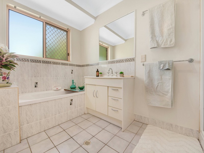 83 Cremorne Drive, Tannum Sands QLD 4680