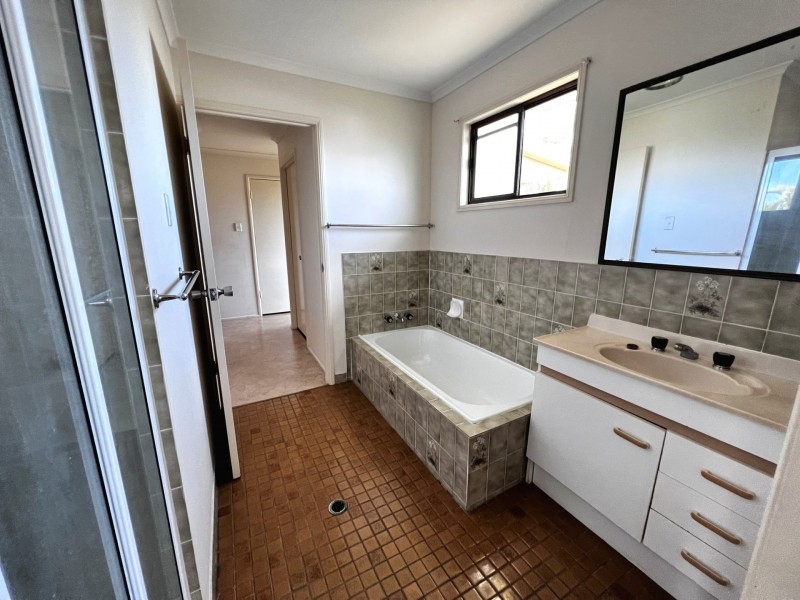 81 Hampton Drive, Tannum Sands QLD 4680