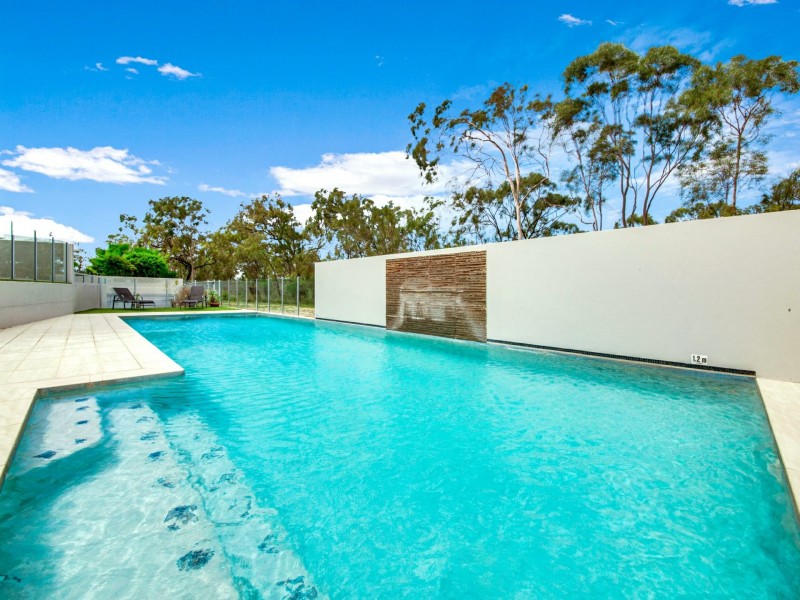 5/2 The Promenade, Boyne Island QLD 4680