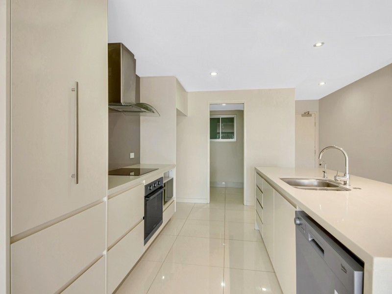 5/2 The Promenade, Boyne Island QLD 4680