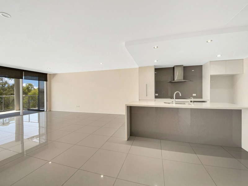 5/2 The Promenade, Boyne Island QLD 4680