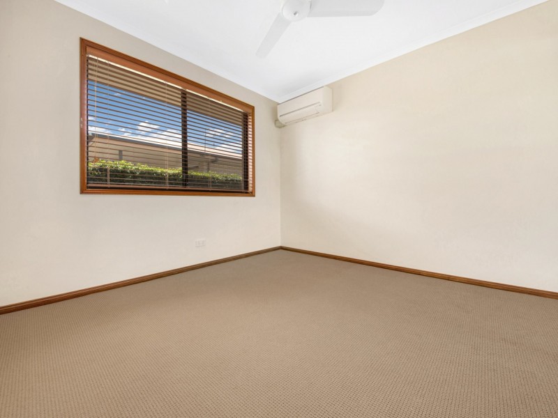 190 J Hickey Avenue, Clinton QLD 4680