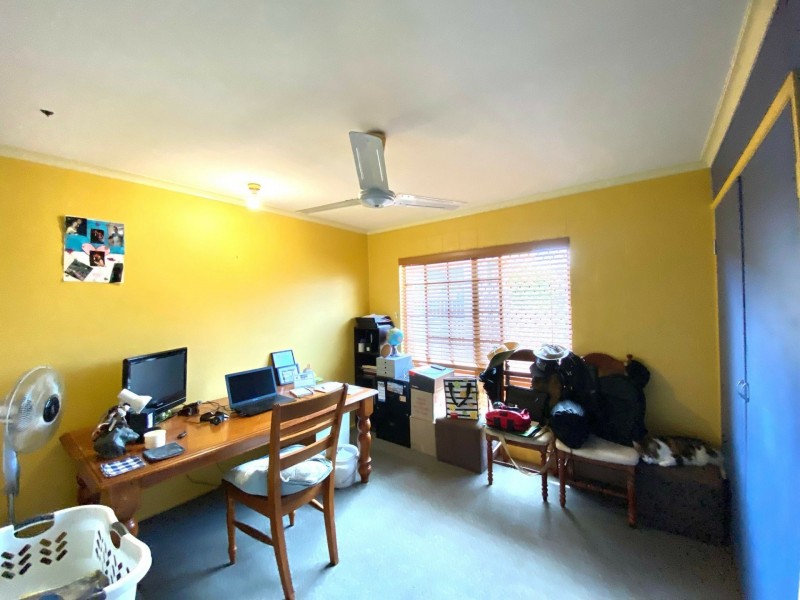 3 Alexander, Boyne Island QLD 4680