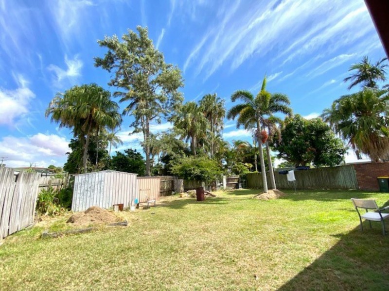 3 Alexander, Boyne Island QLD 4680