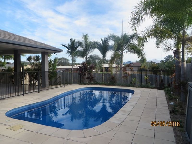 15 LONGREACH COURT, Tannum Sands QLD 4680