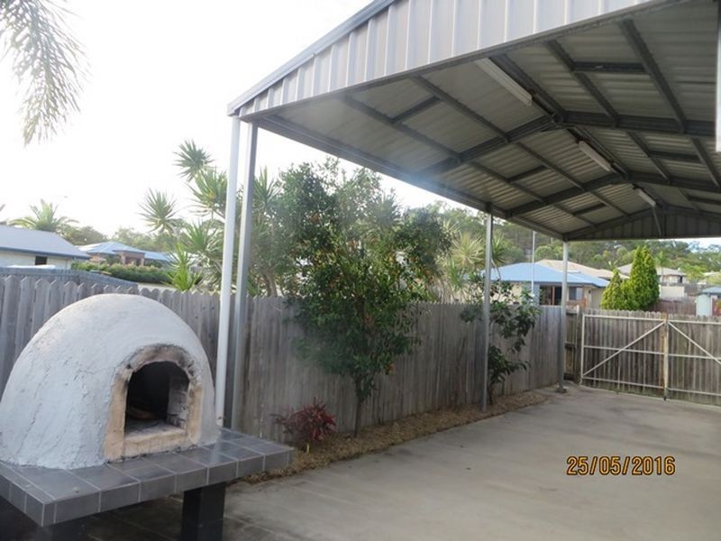 15 LONGREACH COURT, Tannum Sands QLD 4680