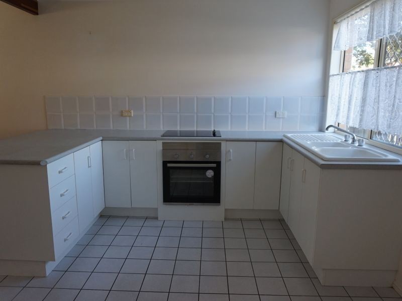 1/6 HAMPTON DRIVE, Tannum Sands QLD 4680