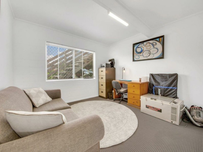 26 Booth Avenue, Tannum Sands QLD 4680