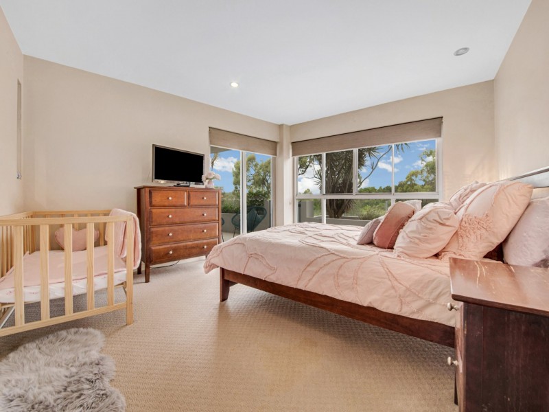 3/2 The Promenade, Boyne Island QLD 4680