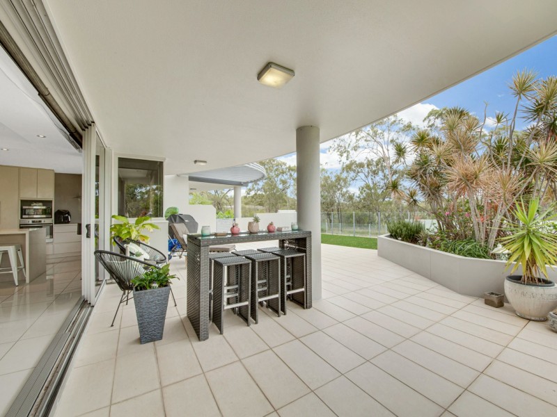 3/2 The Promenade, Boyne Island QLD 4680