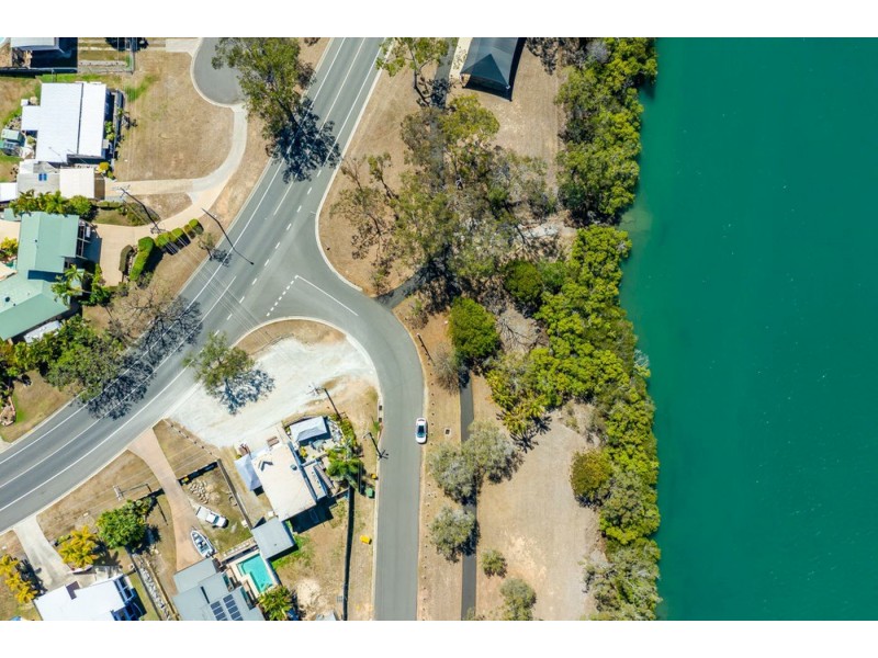 52 Malpas Street, Boyne Island QLD 4680