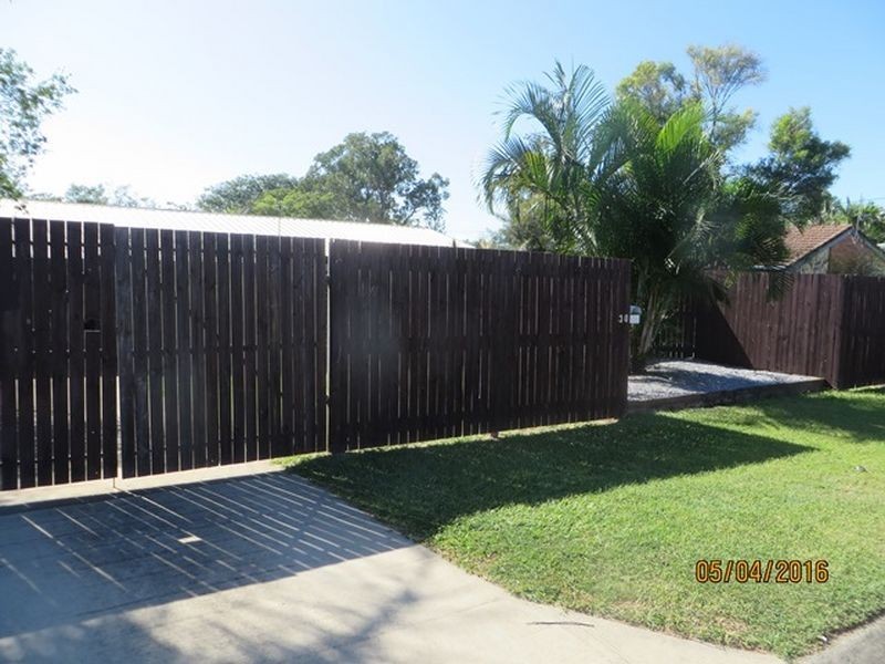 30 CENTENARY DRIVE, Tannum Sands QLD 4680