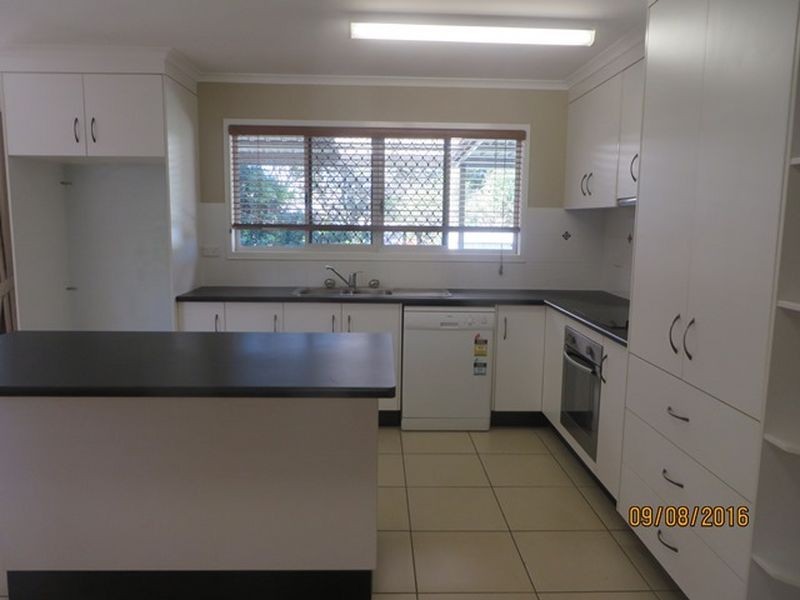 30 CENTENARY DRIVE, Tannum Sands QLD 4680