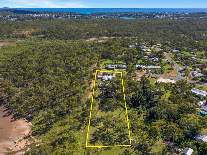 31 Aluminium Drive, Tannum Sands QLD 4680