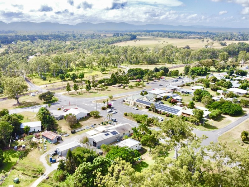 6 Marshall Street, Bororen QLD 4678