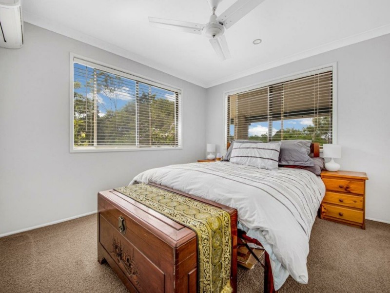 32 Helen Crescent, Wurdong Heights QLD 4680