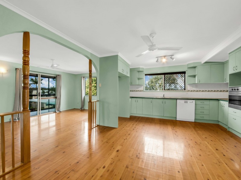 2 Fitzroy Court, Boyne Island QLD 4680