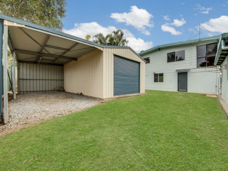 2 Fitzroy Court, Boyne Island QLD 4680