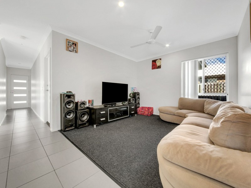 12 Koolivoo Parade, Boyne Island QLD 4680