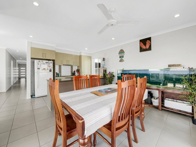 12 Koolivoo Parade, Boyne Island QLD 4680