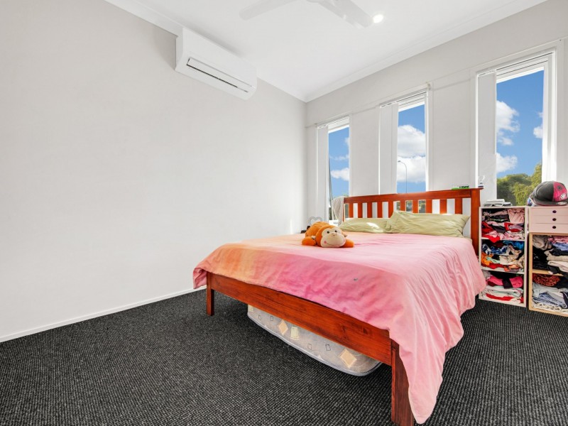12 Koolivoo Parade, Boyne Island QLD 4680