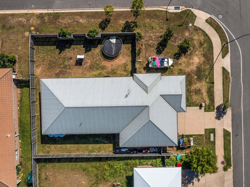 12 Koolivoo Parade, Boyne Island QLD 4680