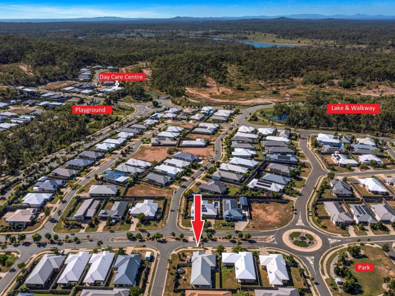 12 Koolivoo Parade, Boyne Island QLD 4680